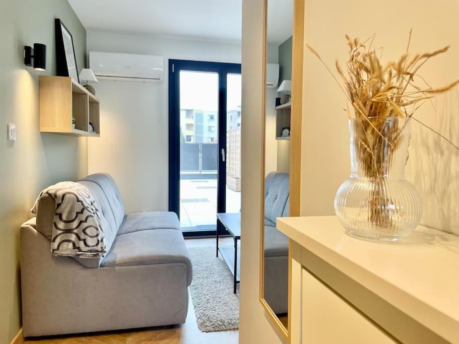 Apartamento Le Flachet - Climatisation - Wifi Villeurbanne Exterior foto